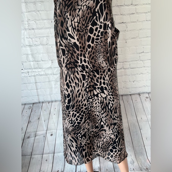 Dress Barn Gray, Brown & Black Cheetah Print dress size 22 - Picture 3 of 8